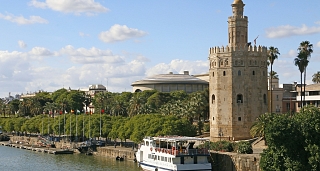 Algarve, más que sol con Sevilla