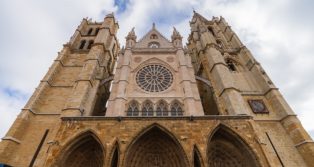 Ruta en coche por la Castilla medieval: arte, historia y sabor en cada etapa