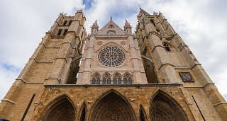 Ruta en coche por la Castilla medieval: arte, historia y sabor en cada etapa
