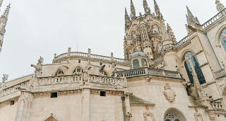 Ruta en tren por Castilla y León: historia y tradición española