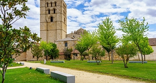 Ruta en tren por Castilla y León: historia y tradición española
