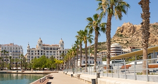 Ruta en tren por el Levante español entre Alicante, Valencia y Barcelona