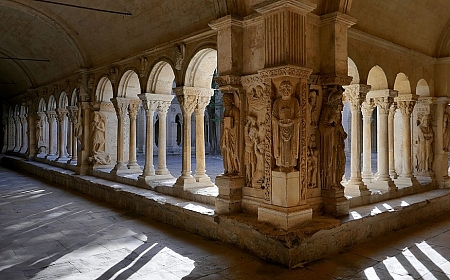 Santiago de Compostela: Tradition, Devotion, and Gastronomy_47