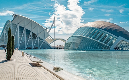 The Cities in Spain You Cannot Miss_24