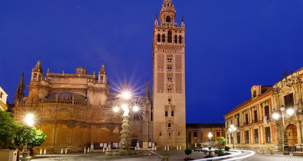 Train route through Andalusia: Madrid, Córdoba, Seville and Granada