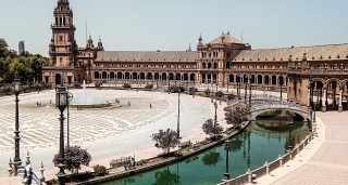Train route through Andalusia: Madrid, Córdoba, Seville and Granada