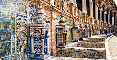 Train route through Andalusia: Madrid, Córdoba, Seville and Granada