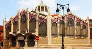 Train route through Eastern Spain: Alicante, Valencia and Barcelona