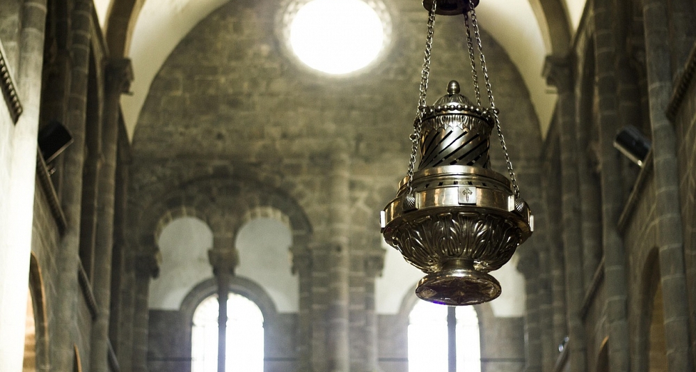 Train route through Galicia: from A Coruña to Vigo between sea and legend