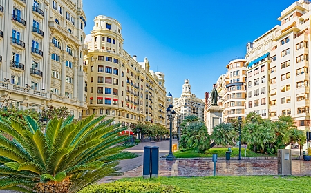 Valencia, the Capital of the Turia